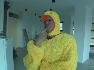 18-Year-Old Mary Monroe Gets An Anal Creampie in POV