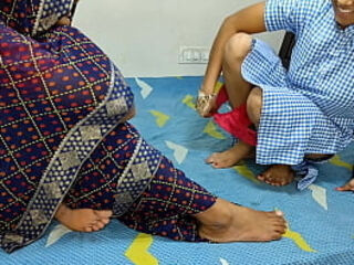 à¤•à¥‹à¤®à¤² à¤…à¤ªà¤¨à¥€ à¤®à¤¾ à¤¤à¤¾à¤œà¥€ à¤¸à¥‡ à¤ªà¥‚à¤› à¤°à¤¹à¥€ à¤¥à¥€ à¤•à¤¿ à¤¬ à¤šà¥‡ à¤•à¥ˆà¤¸à¥‡ à¤ªà¥ˆà¤¦à¤¾ à¤•à¤° à¤¦à¤¿à¤¯à¤¾