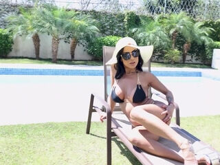 Behind the Scene from Hot milf Belinha Baracho 3 on 1 fuck session