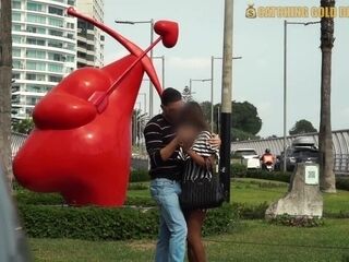 Peruvian mommy Gets Picked Up And BANGED HARD